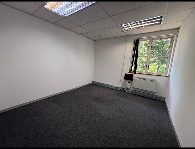 914M² OFFICE TO LET IN RIVIERA